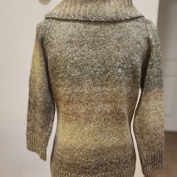 AGB pullover Cowl neck ombre sweater - Picture 3 of 7